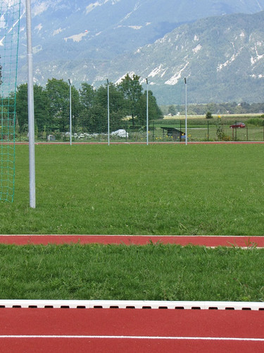 Radovljica, Atletski stadion referenca