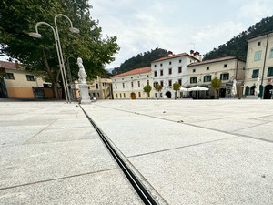 Vipava Glavni Trg  8 