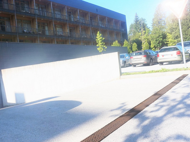 Gozd Martuljk, Hotel Špik/Camping Špik referenca
