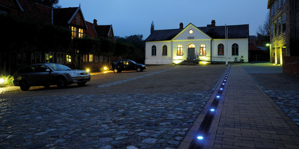 Lightpoint litoželezne pokrivne rešetke