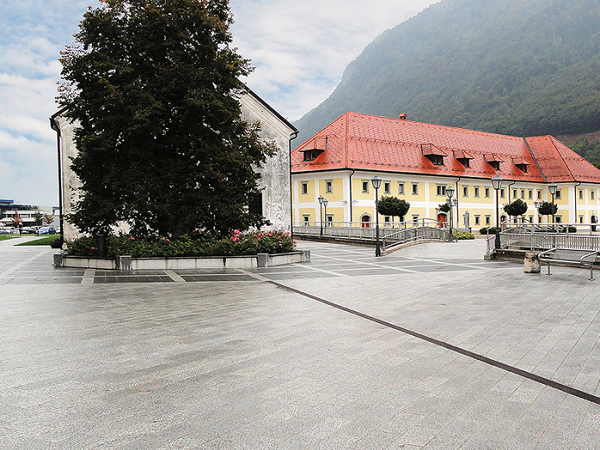 Jesenice, Stara Sava referenca